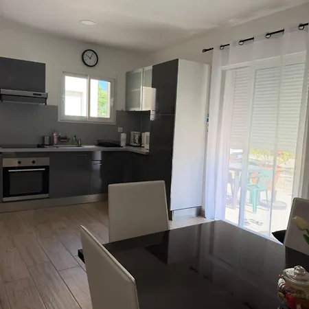 Cocon Aux Portes Des Cévennes Avec Piscine Appartamento