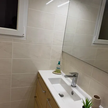 Cocon Aux Portes Des Cévennes Avec Piscine Appartamento