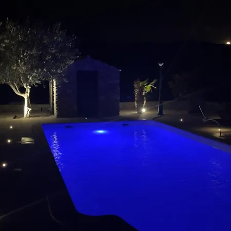 Appartement Cocon Aux Portes Des Cévennes Avec Piscine *