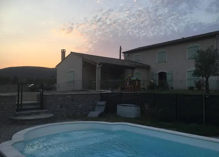 Cocon Aux Portes Des Cévennes Avec Piscine Moulès-et-Baucels